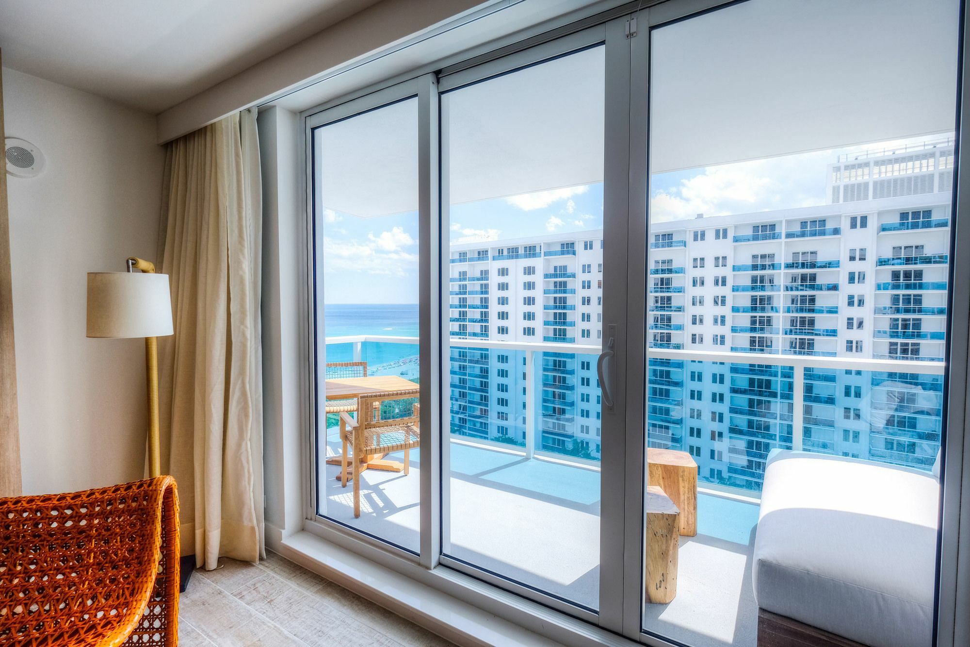 Private Residences 102 24th St Apartment Miami Beach