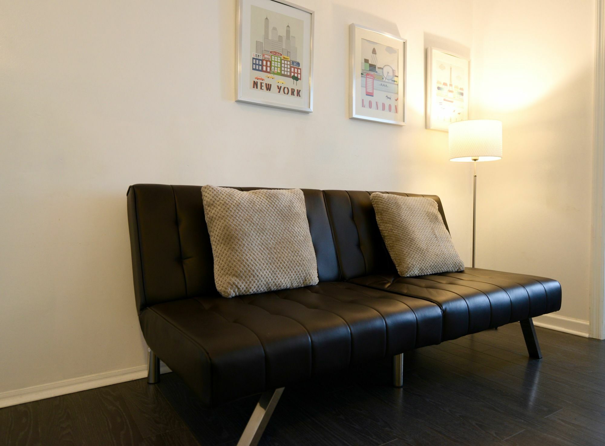 Barbizon South Apartment