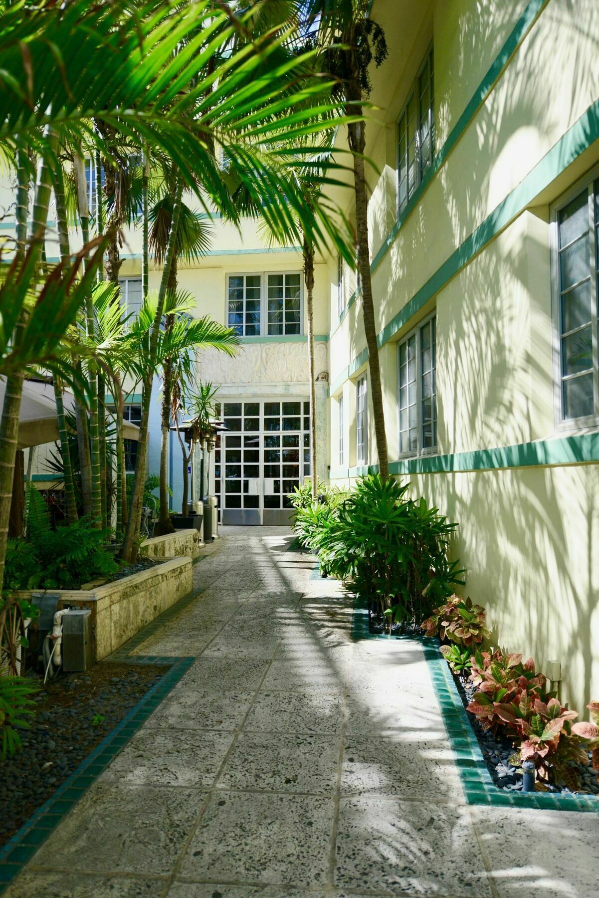 Apartment Barbizon South Miami Beach