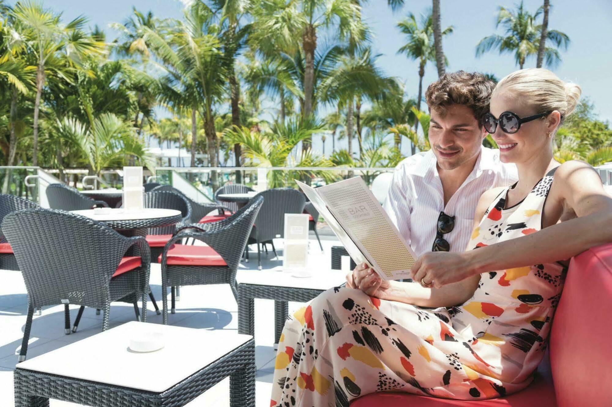 Hotel Riu Plaza Miami 4*