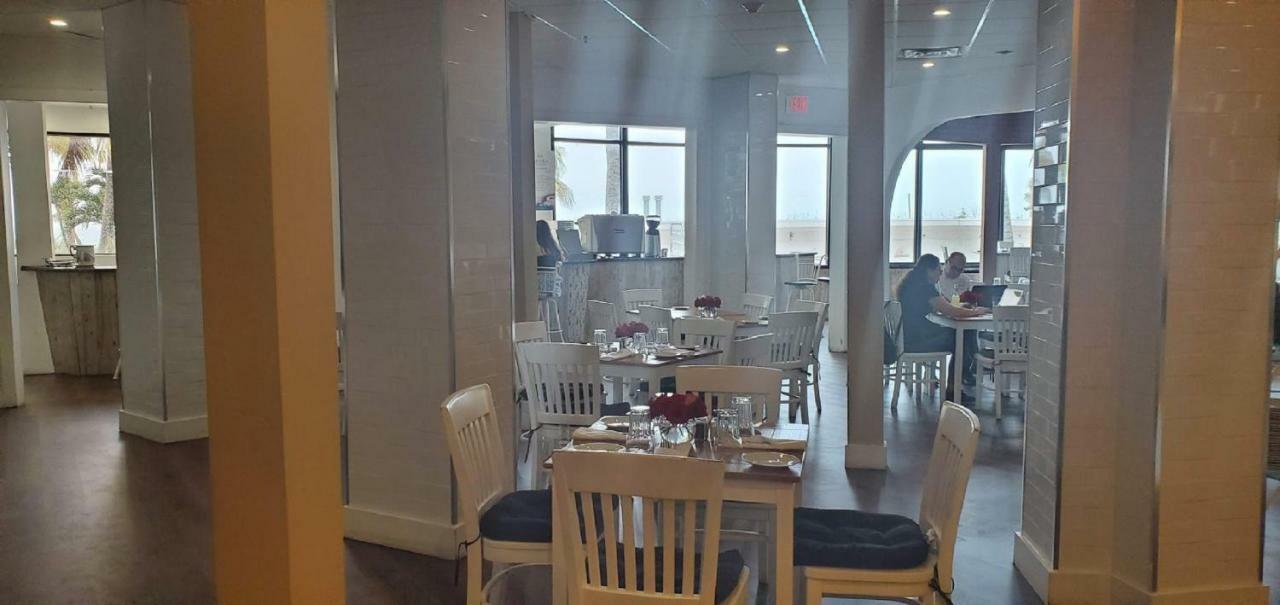 Casablanca Oceanfront With Full Kitchens By Tsbs Private Rentals