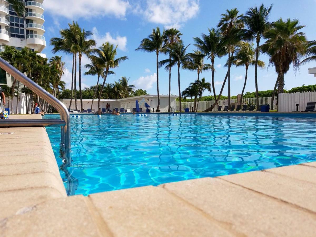 Suncoast Vii * Miami Beach