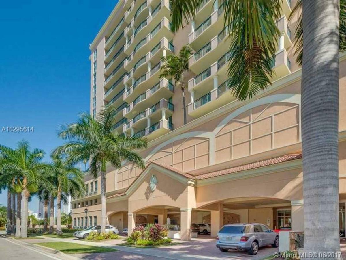 Stylish Modern 2bd/2bth Apt. Min To Miami Beach