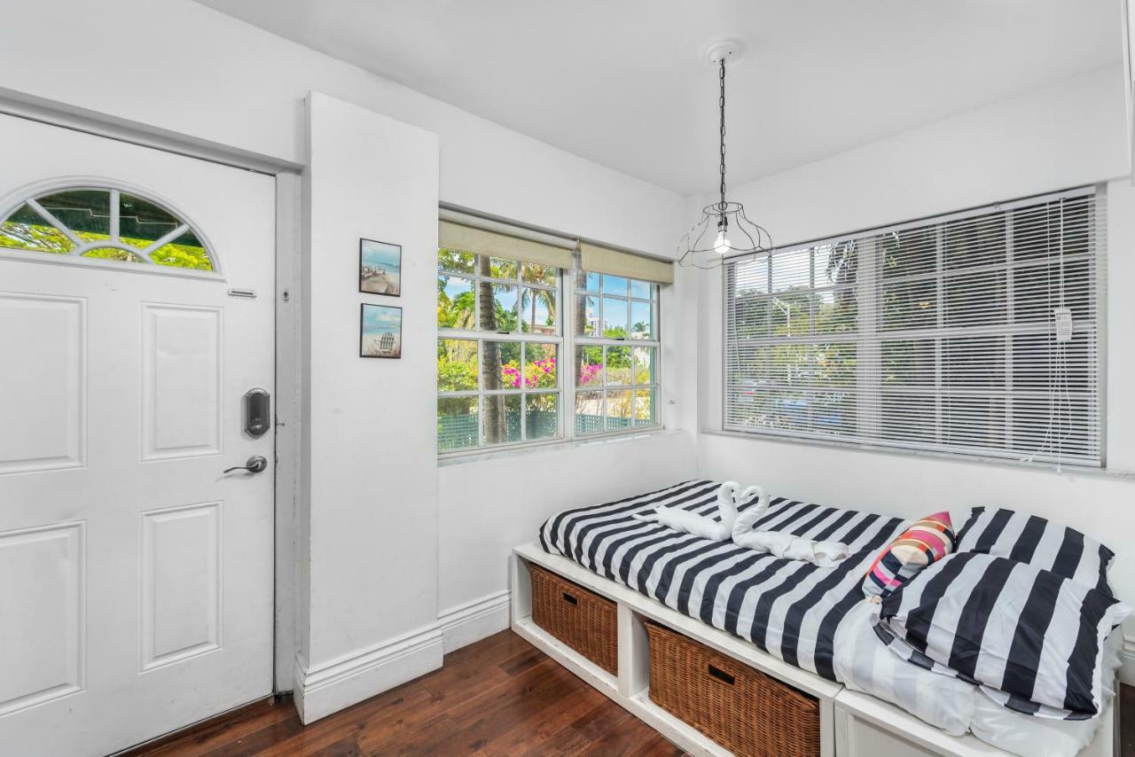 Apartment 927 Jefferson *