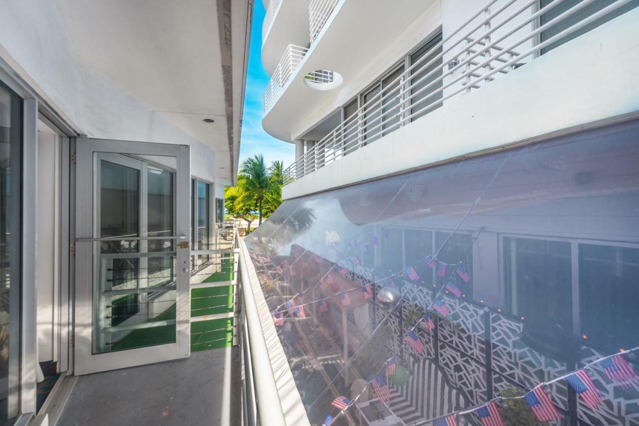 Charming In Ocean Drive South Beach Apartment *