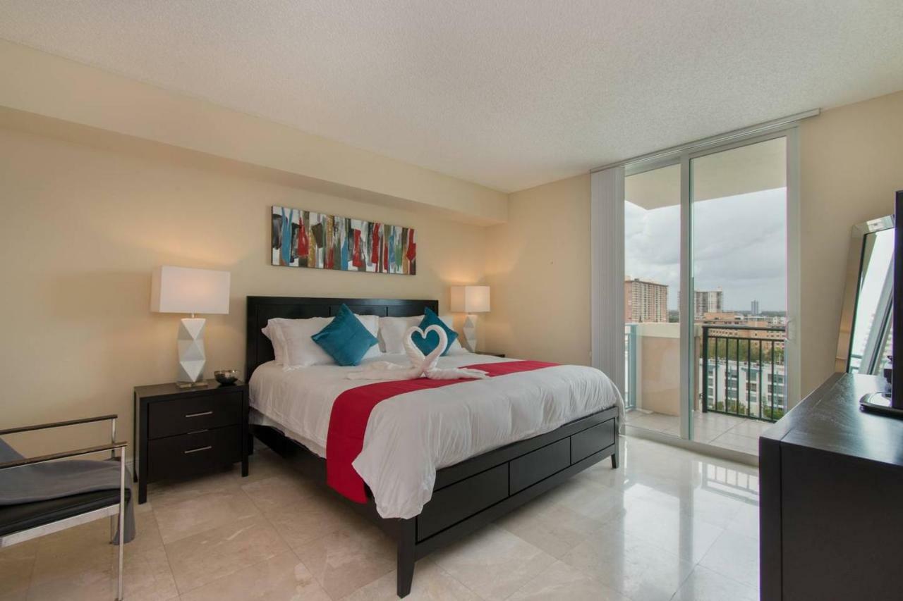Stylish Modern 2bd/2bth Apt. Min To
