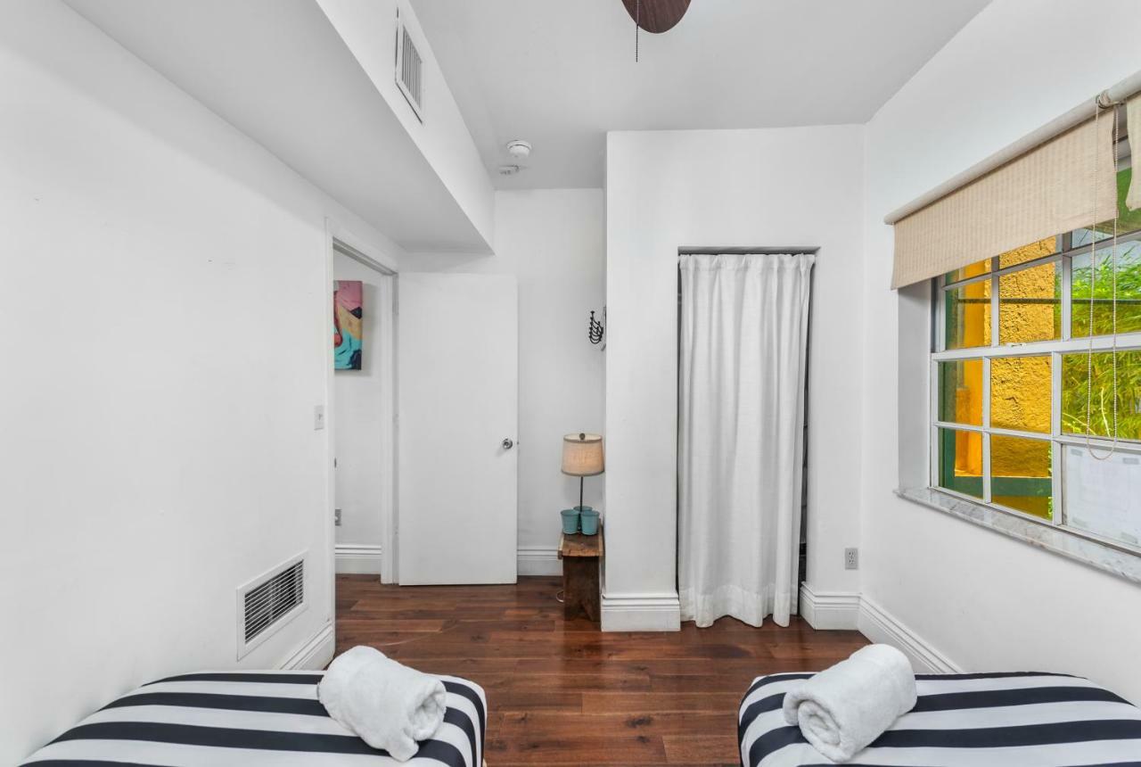 Apartment 927 Jefferson *