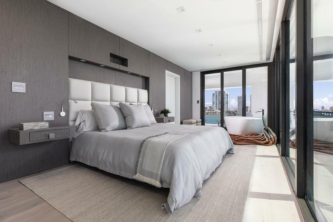 Arkup - At A Luxury Overwater In South Beach *