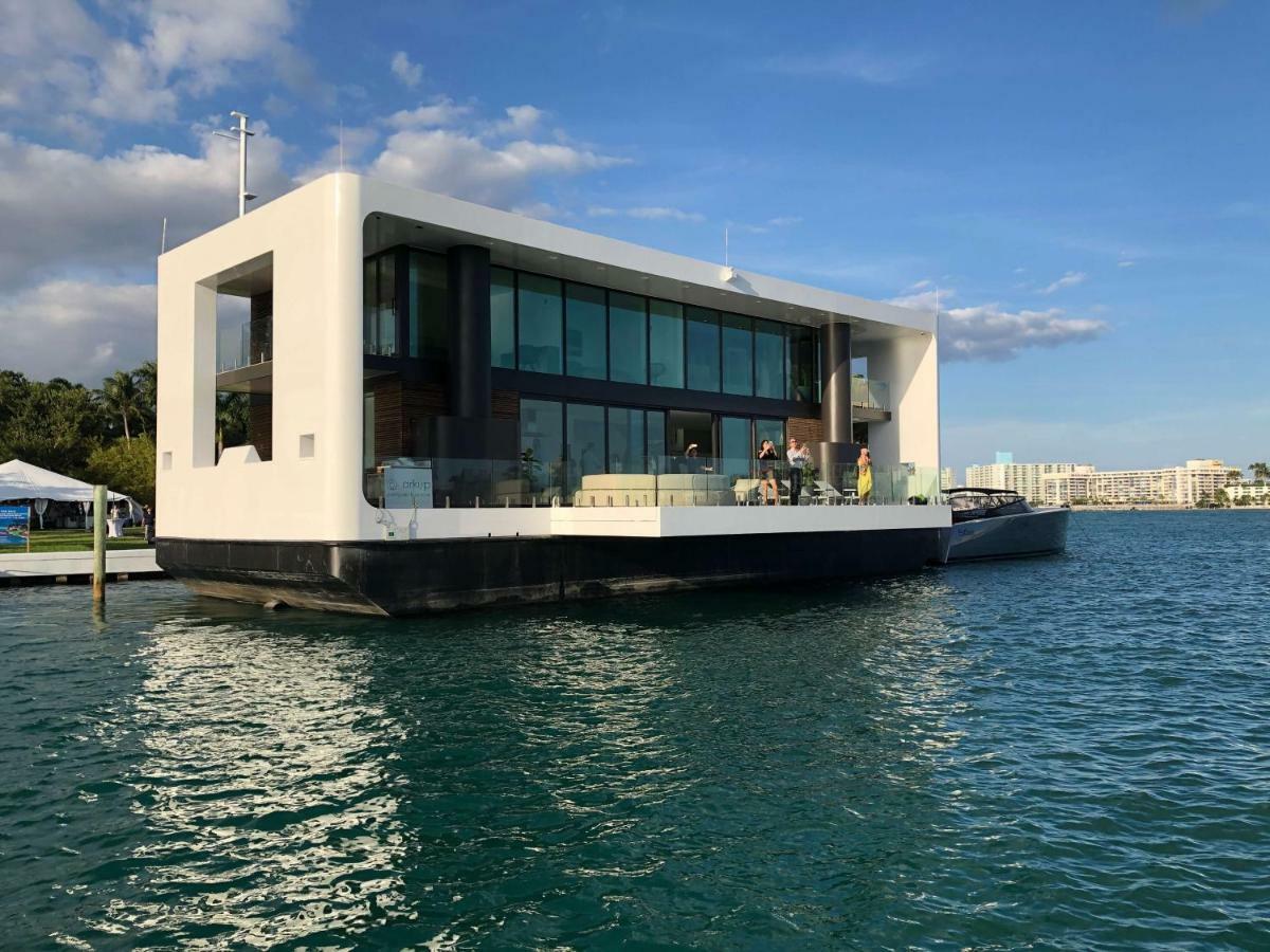 Arkup - At A Luxury Overwater In South Beach *