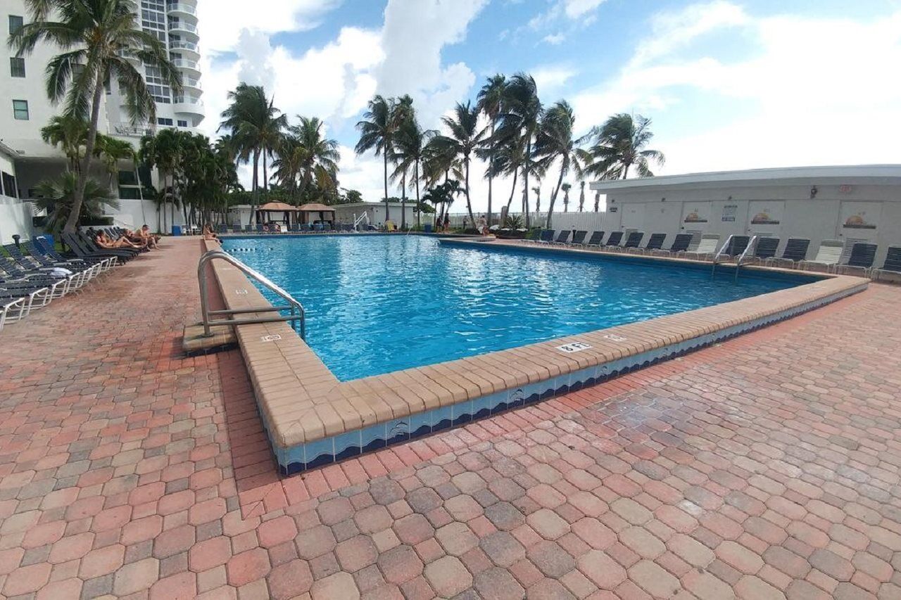 Casablanca On The Ocean East Tower 3* Miami Beach