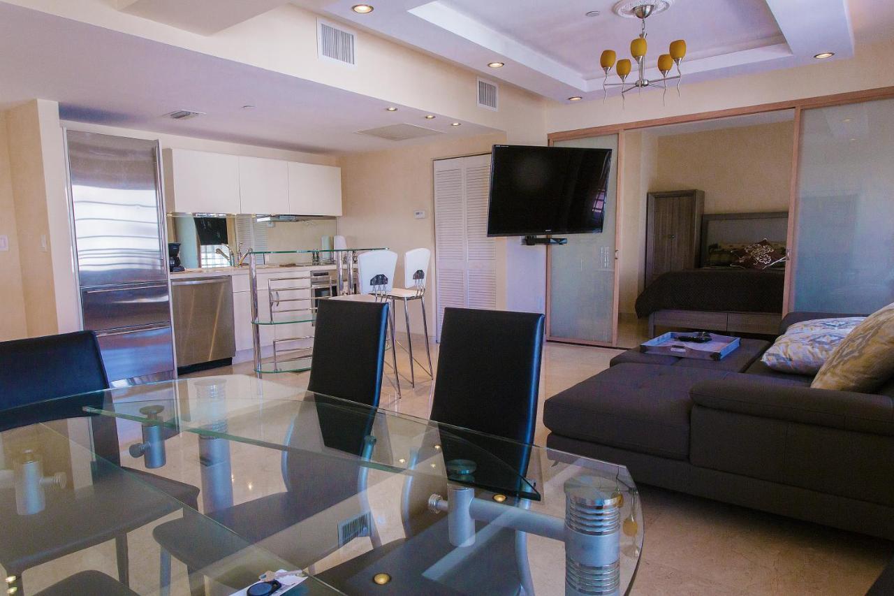 The Carlyle Apartment