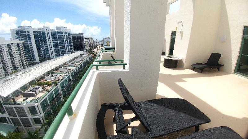 The Casablanca On The Ocean West Tower Miami Beach