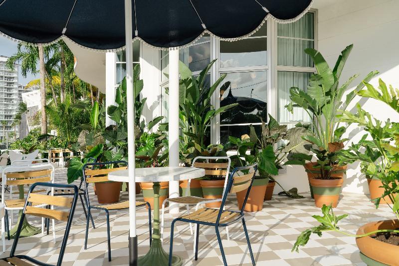 Trouvail Miami Hotel