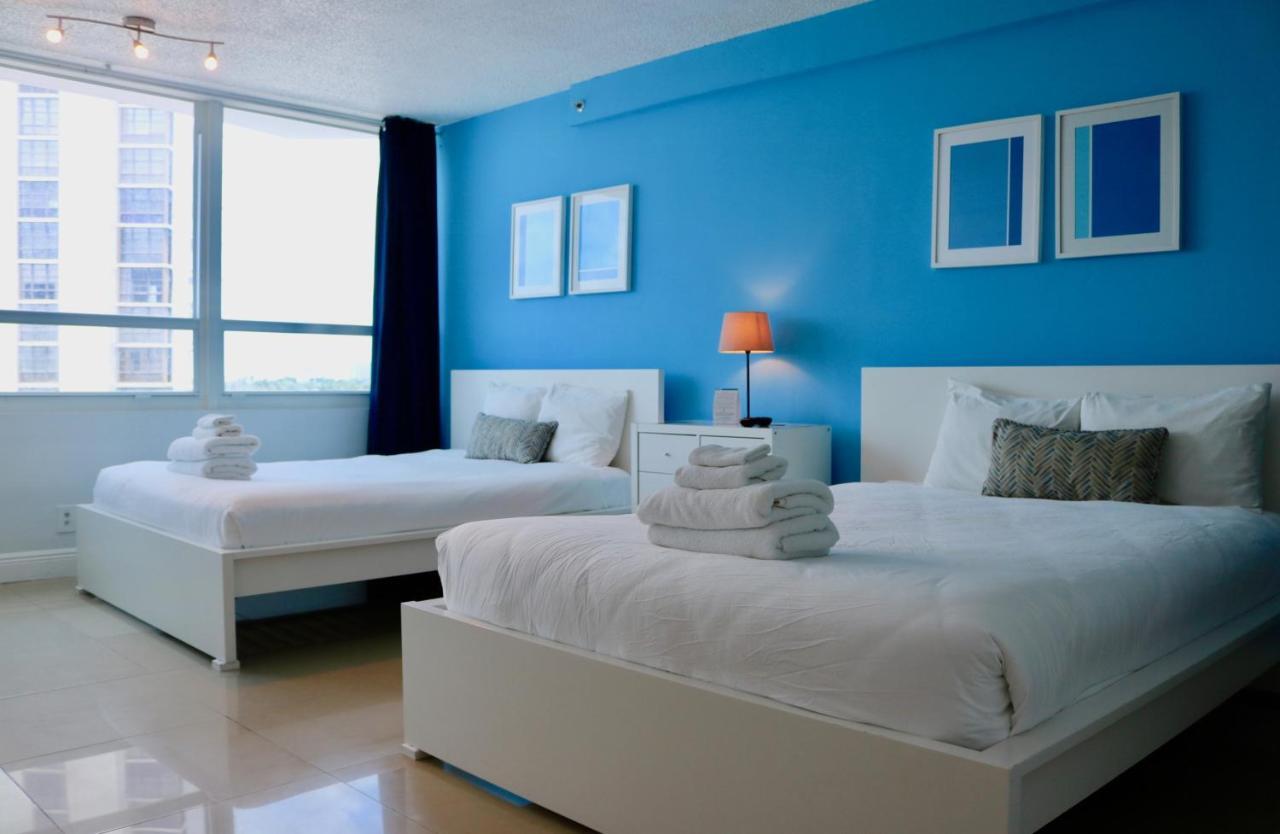 Aparthotel Collins By Design