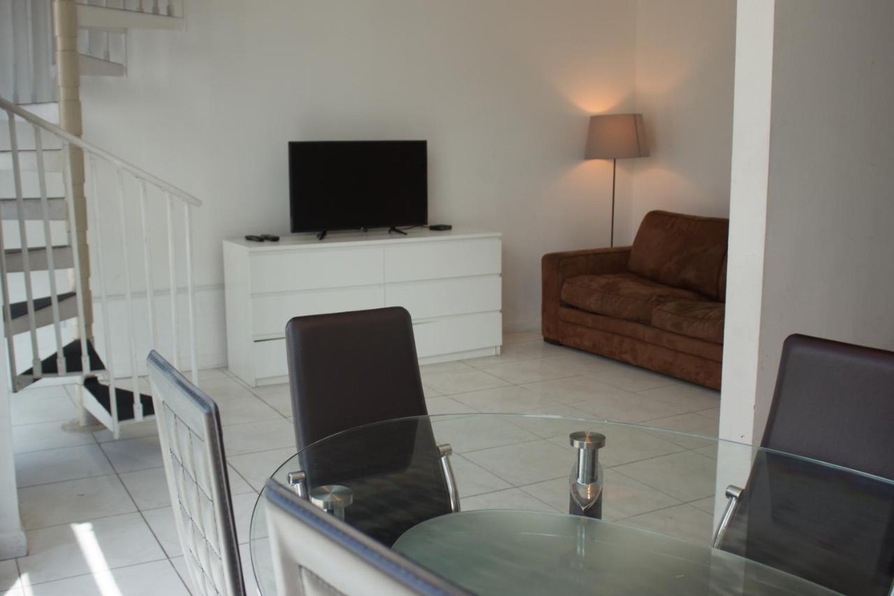 Collins By Design Aparthotel Miami Beach