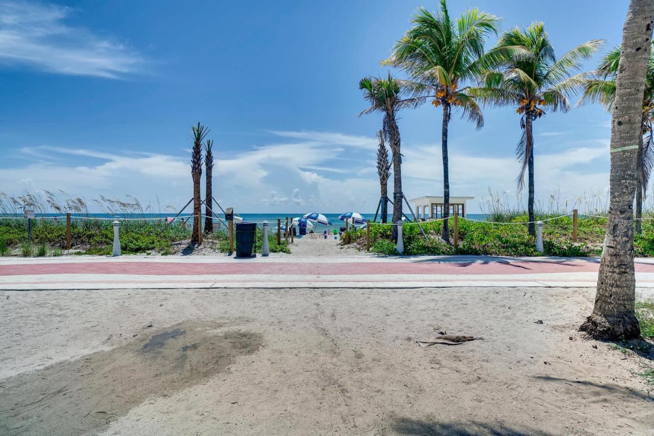 Castle Beach Suites By Vacation Media Aparthotel 2*
