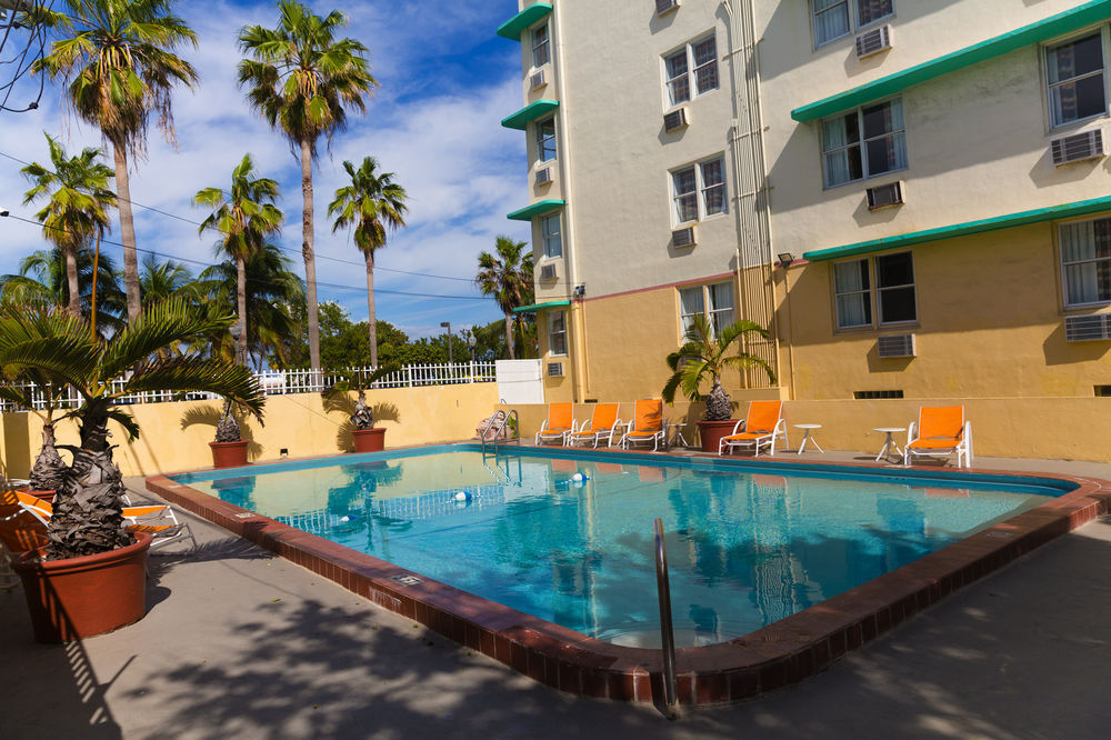 Hotel Broadmore Miami 3*