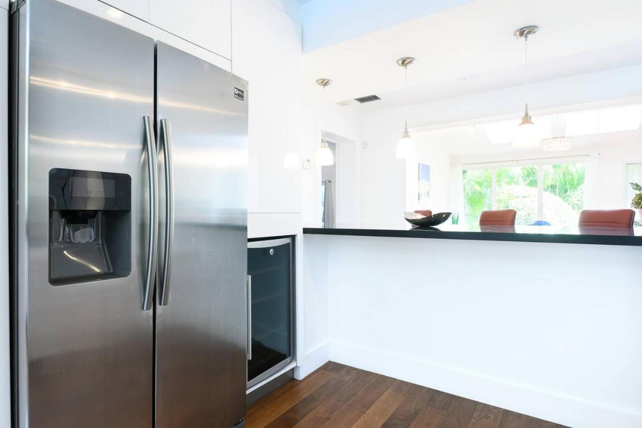 Villa Casa Florida 5 Bedrooms W Pool Close Miami Miami Beach
