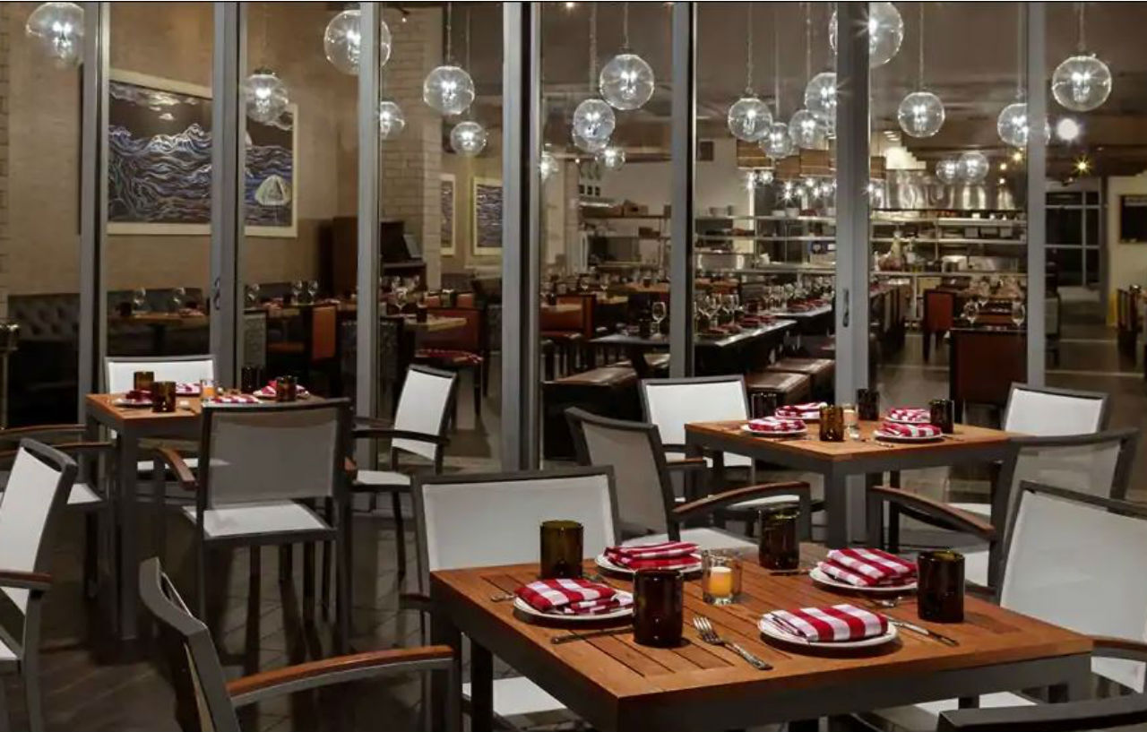Hilton Miami Resort 4*