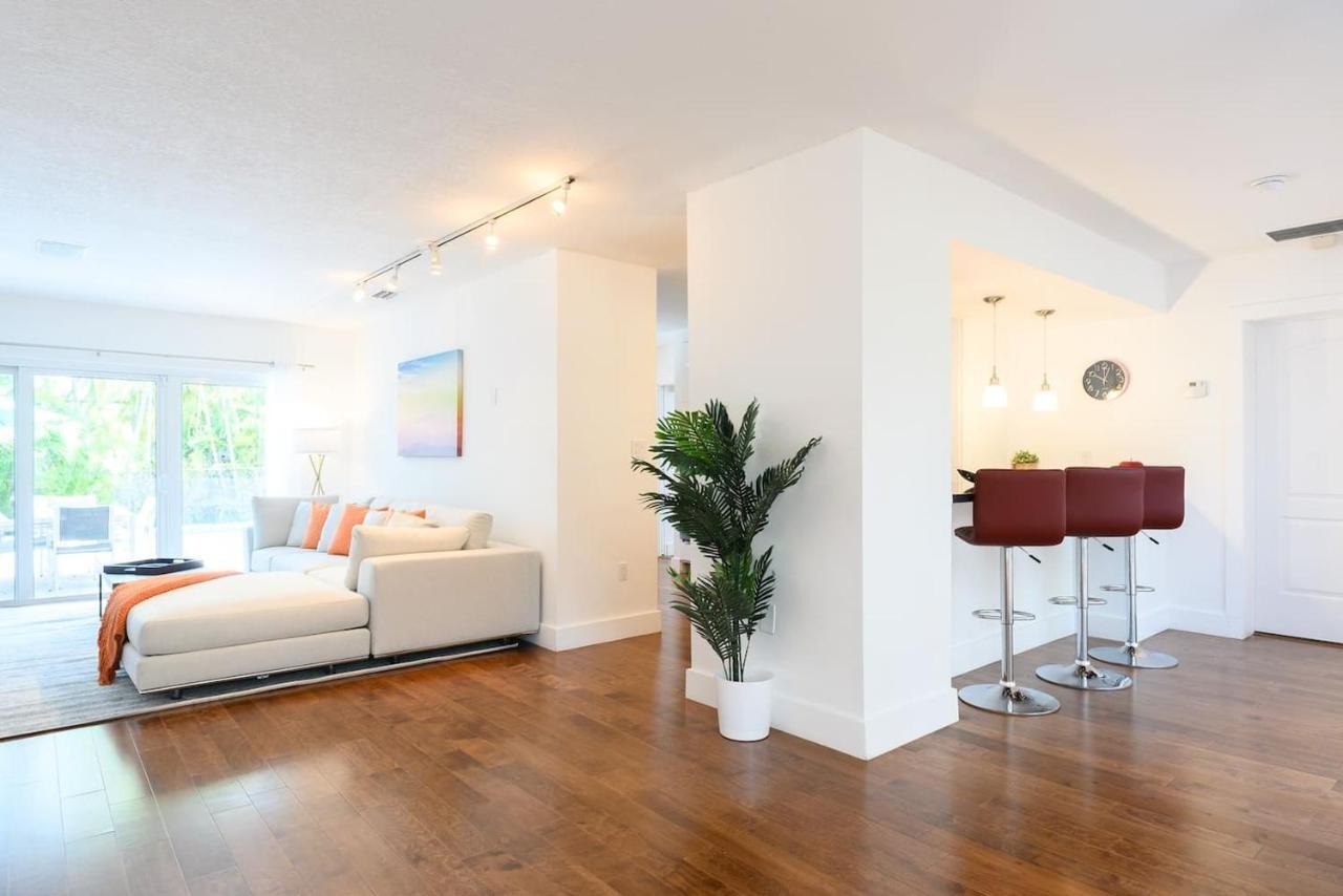 Villa Casa Florida 5 Bedrooms W Pool Close Miami