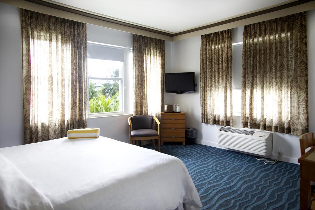 Hotel Majestic South 3*