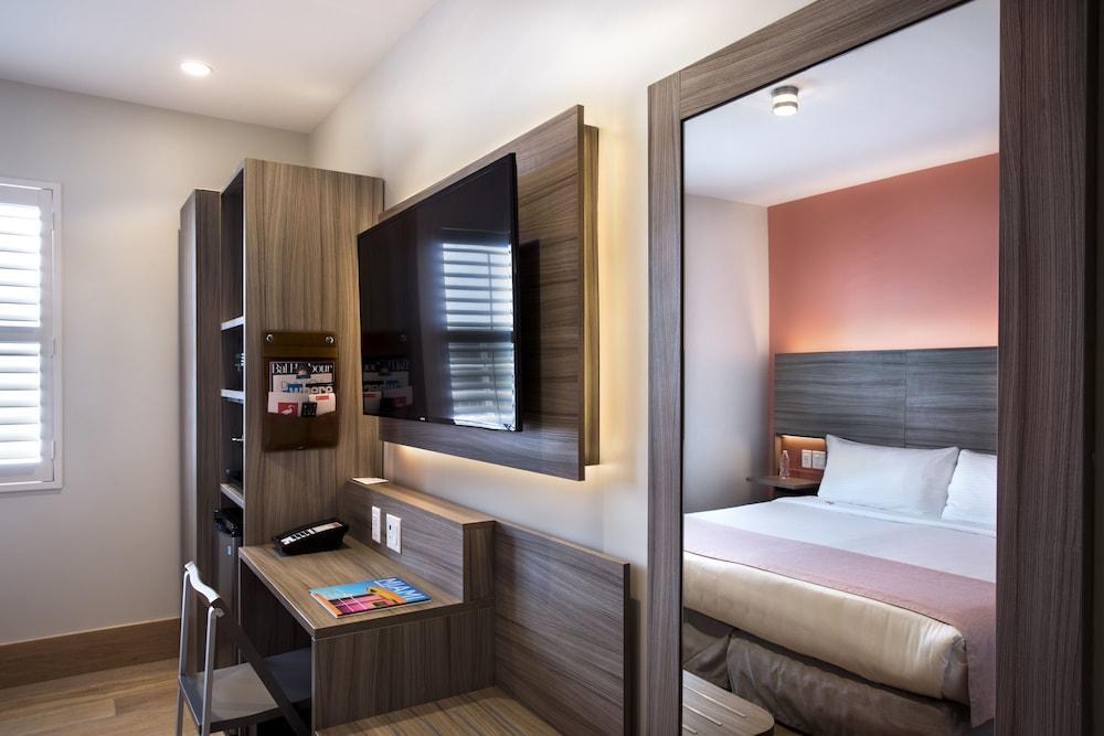 The Julia (adults Only) Hotel