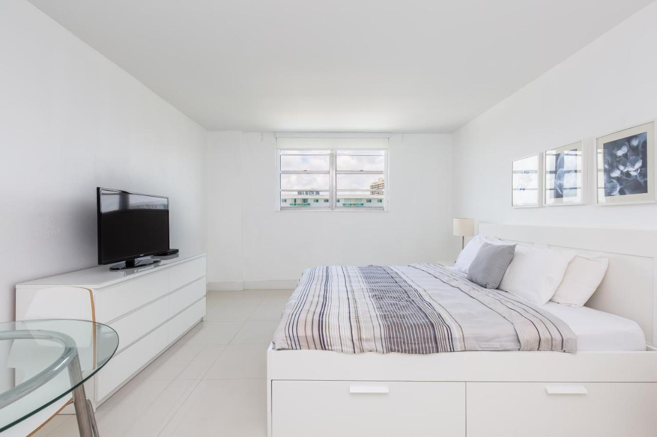 Ocean Reserve Luxury Across From Sunny Isles