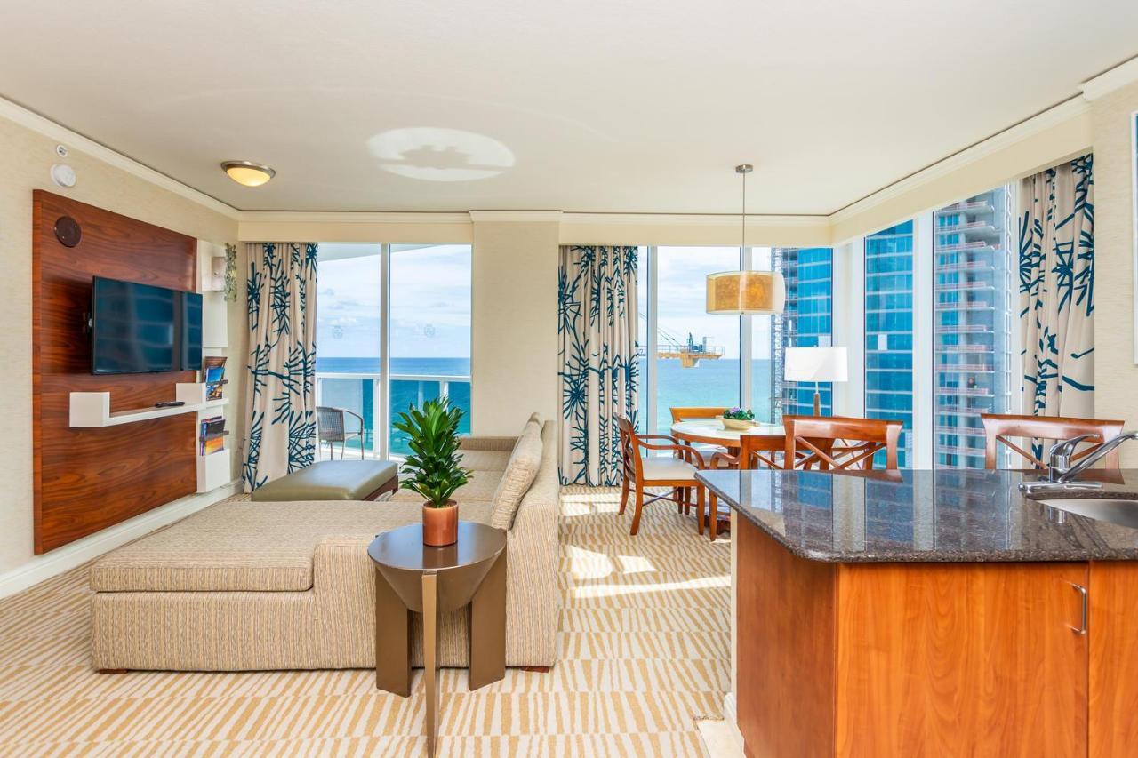 Apartment Trump International Ocean View 1,100 Sf 1 Bed 1bth - Privately Owned