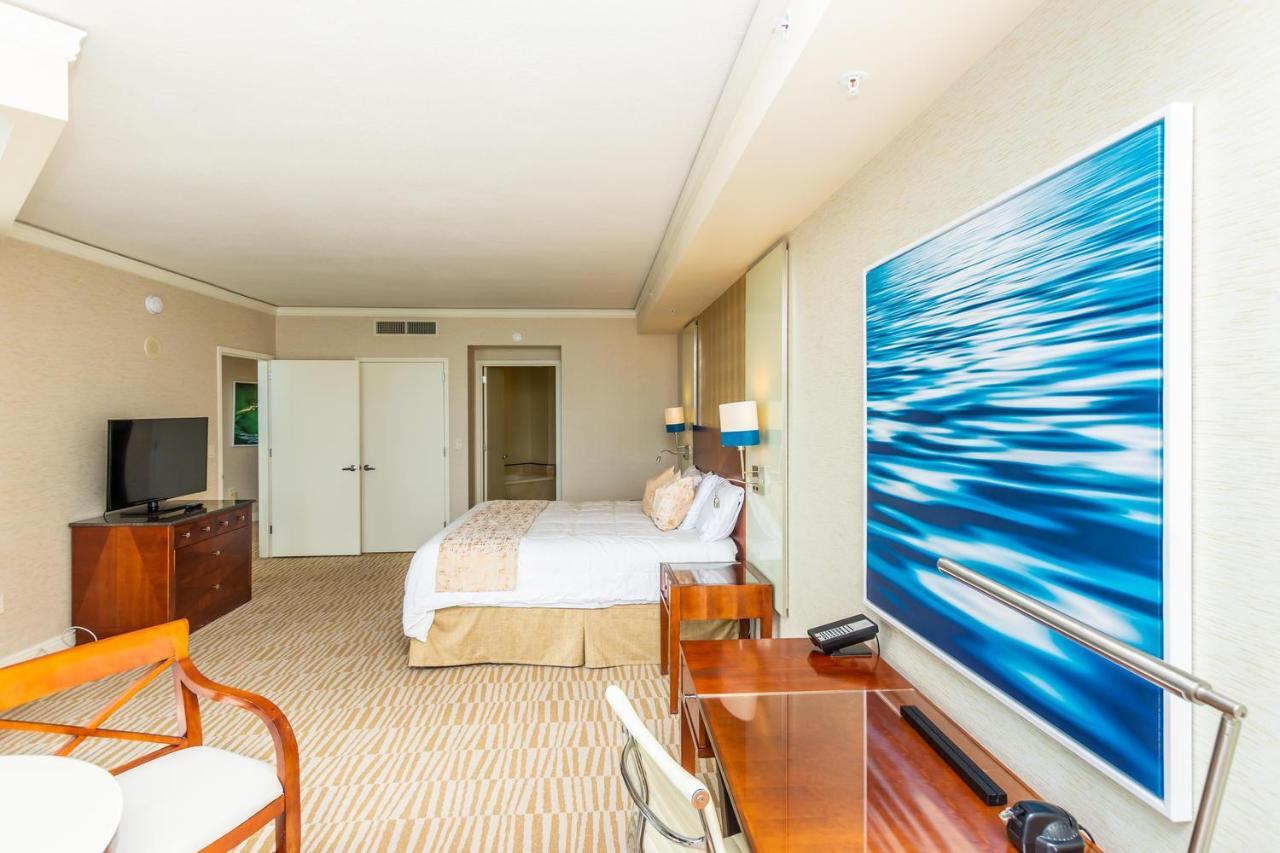 Trump International Ocean View 1,100 Sf 1 Bed 1bth - Privately Owned *