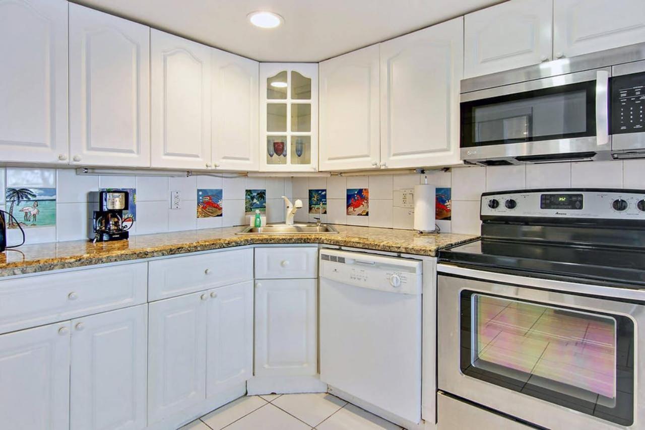 Castle Th14 Miami Beach