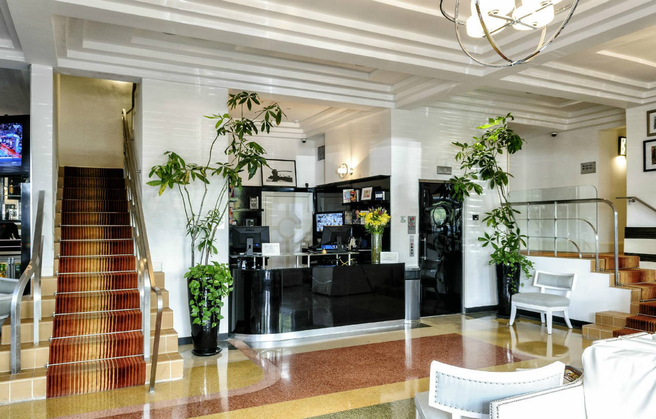 Riviera Hotel