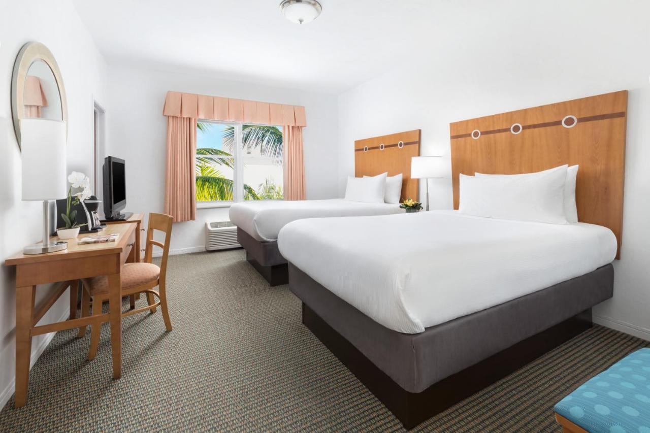 Resort South Seas Miami Beach