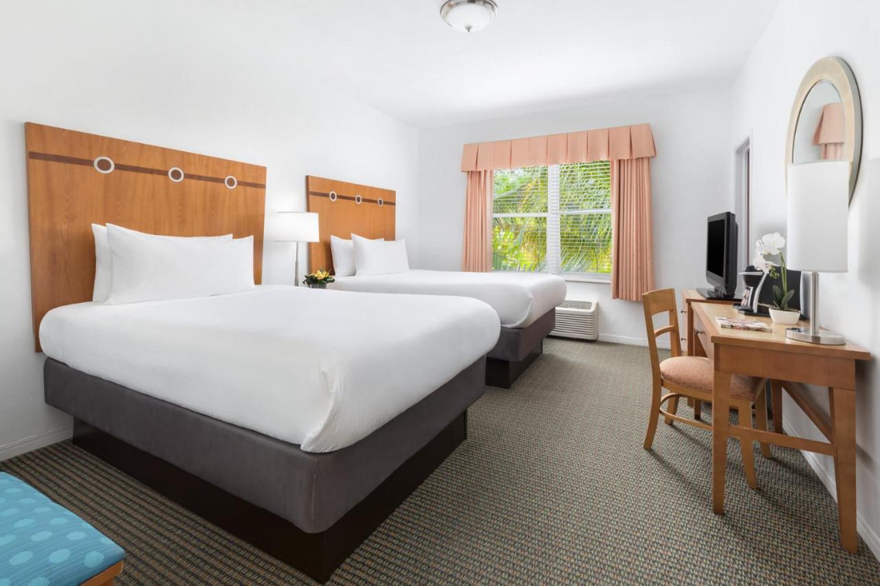 South Seas 3* Miami Beach