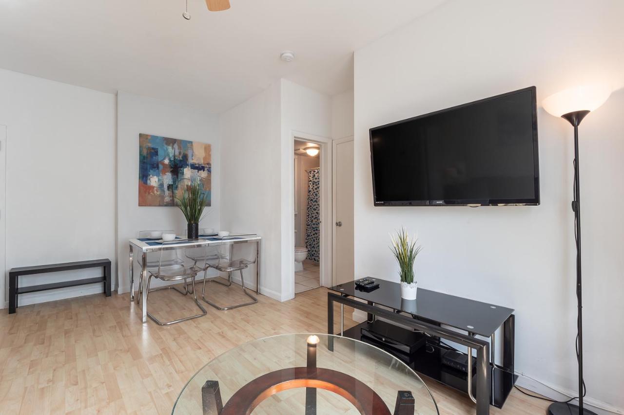 South Two Bedroom Apartment