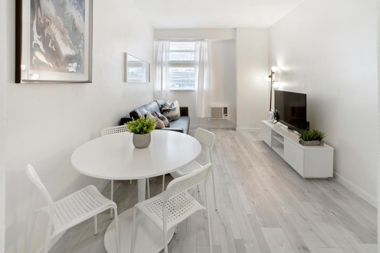 The Madison South Suites * Miami Beach