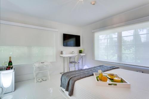 Bed & Breakfast Bars South Miami Beach