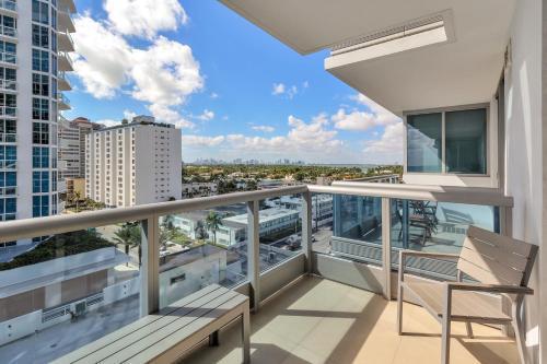 Apartment Dharma Miami At Monte Carlo *