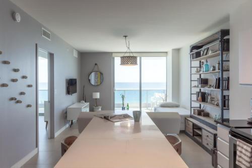 Apartment Dharma Miami At Monte Carlo *