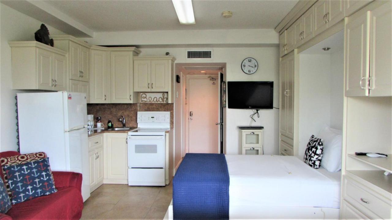 Casablanca Oceanfront With Full Kitchens By Tsbs Private Rentals *