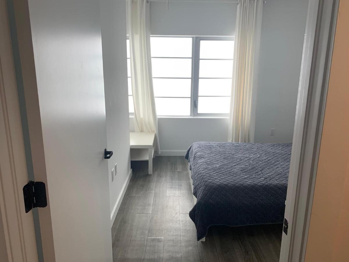 Ocean Drive Apartment *