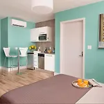 1818 Meridian House Apartments And Suites By Eskape Collection