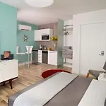 1818 Meridian House Apartments And Suites By Eskape Collection