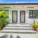 Los Patios Home Suites