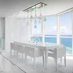 Luxurious Condo With Spectacular Ocean Views