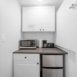Nine20 Collins Apartments By Lowkl