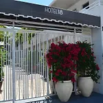 Hotel18