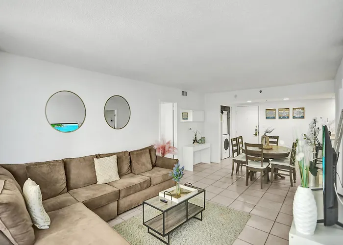Ocean View Serenity Condo Beach Service 915