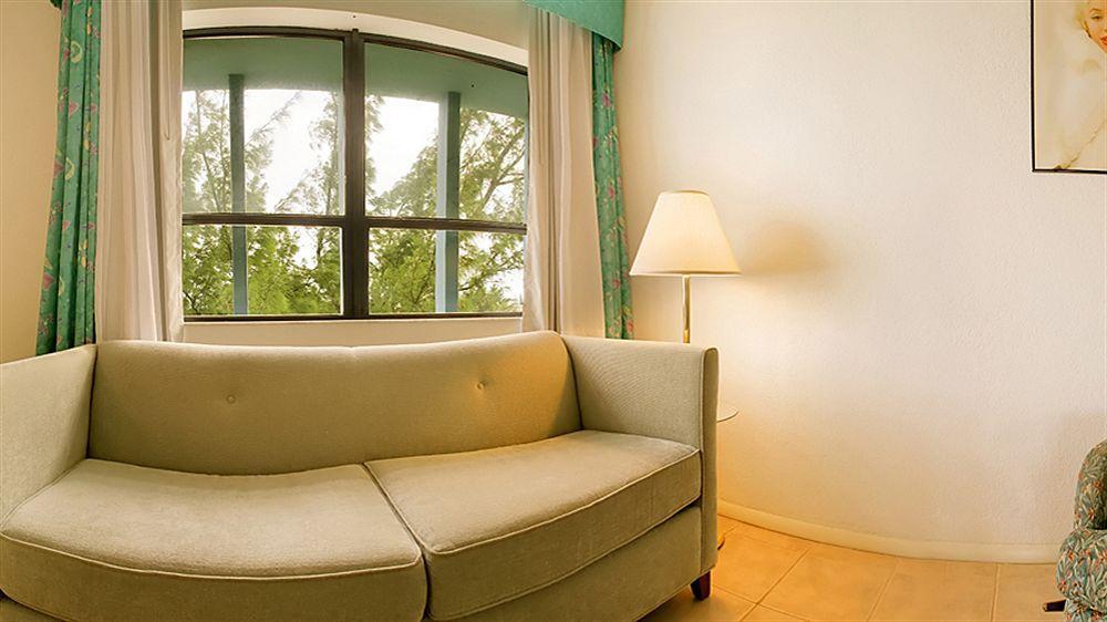 Hotel Howard Johnson Plaza Miami North Miami Beach