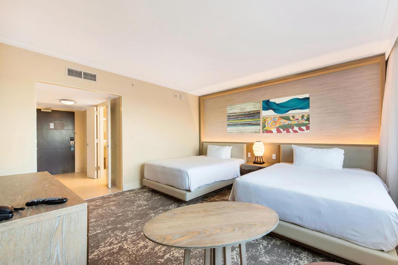 Eden Roc Miami Resort