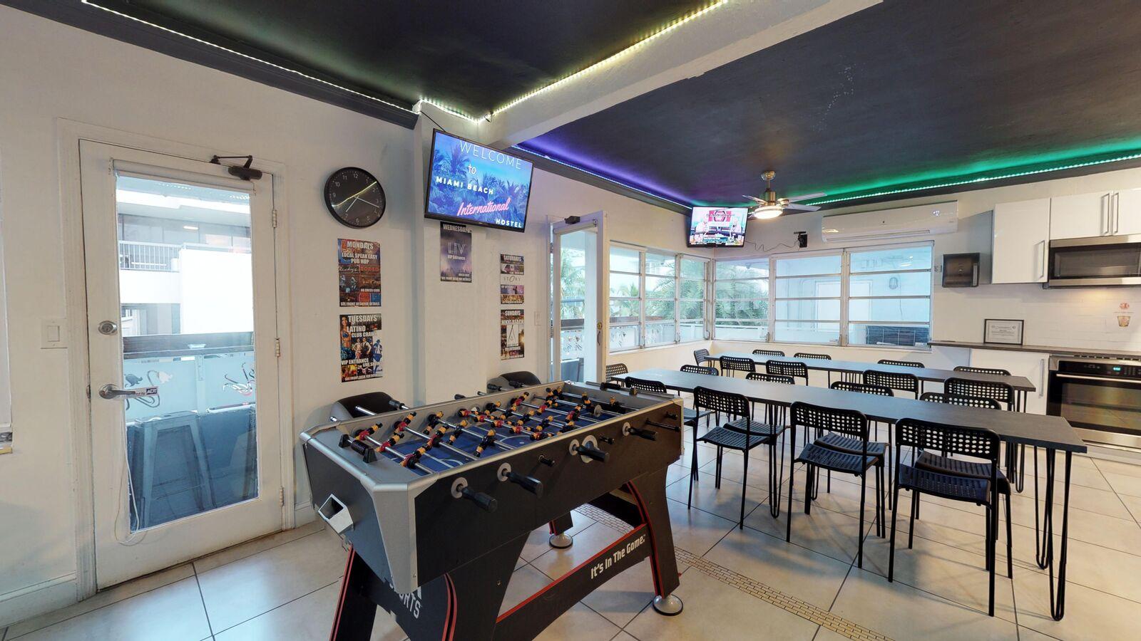 Miami Beach International Hostel Hotel 3*